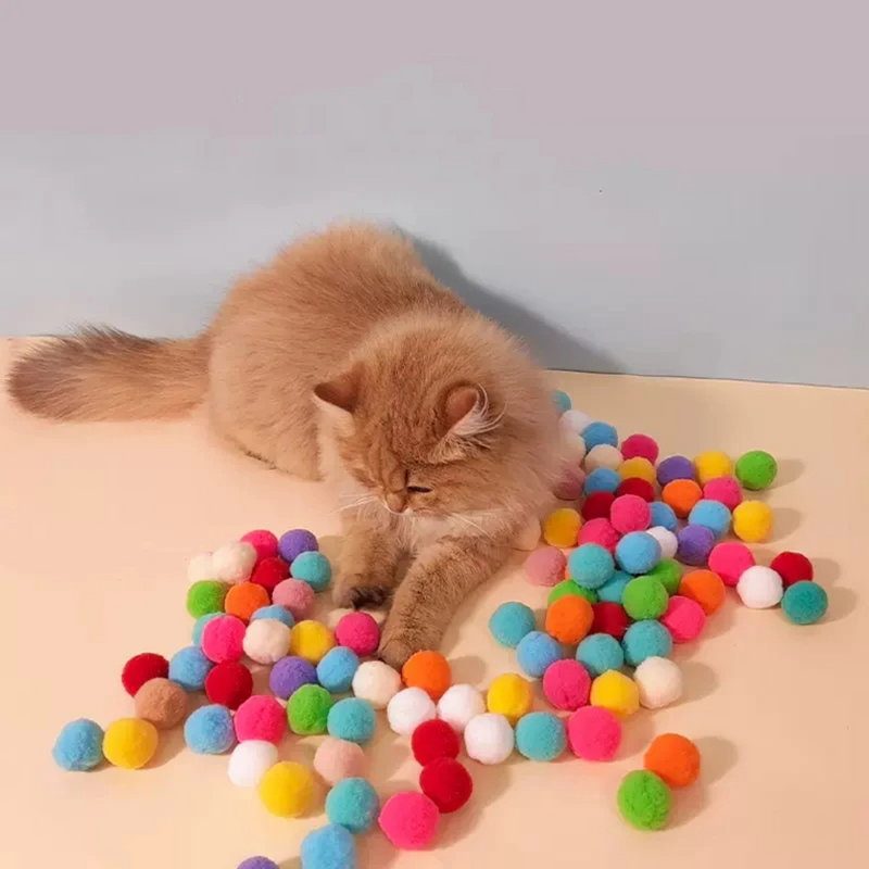 Arremessador de Mini Pompons para Gatos - Brincadeiras Divertidas e Momentos de Alegria