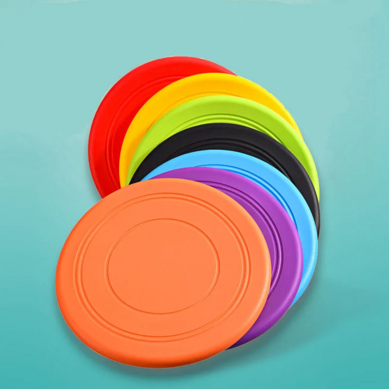 Frisbee de Silicone para Cachorros: Brincadeiras Leves e Divertidas ao Ar Livre