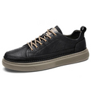 **Tênis Masculino de Couro Genuíno - Estilo e Conforto com Agostini**