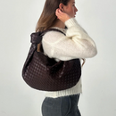 Bolsa Hobo Elena em Couro Trançado – Estilo e Conforto para o Seu Dia a Dia