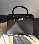 Bolsa Média Suzi – Praticidade e Estilo Para Seu Dia a Dia