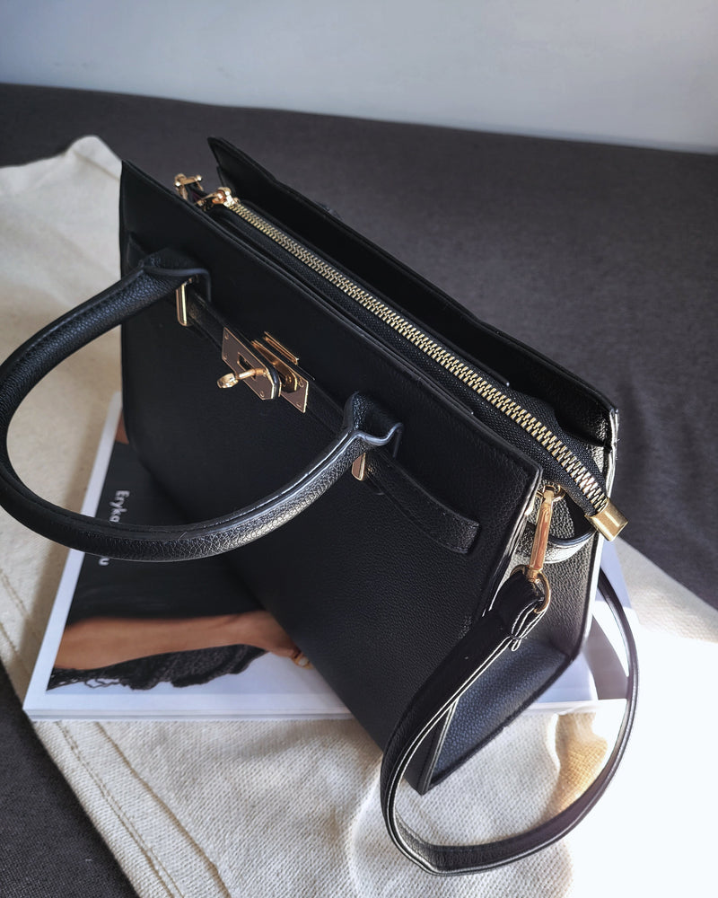 Bolsa Média Suzi – Praticidade e Estilo Para Seu Dia a Dia