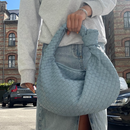 Bolsa Hobo Elena em Couro Trançado – Estilo e Conforto para o Seu Dia a Dia