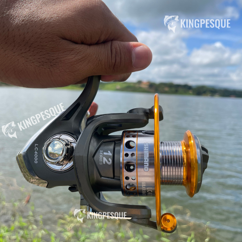 Molinete Shimano Com Drag de 10 kg e 12 Rolamentos Para Uma Pesca Eficiente e Confiável