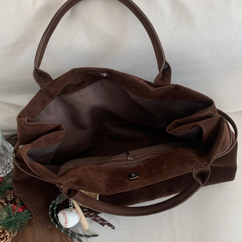 Bolsa Tote Auriane: Conforto e Estilo em Camurça