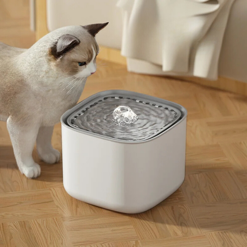 Fonte de Água Automática para Gatos com Filtro e Sensor – Conforto e Praticidade para Seu Pet