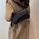 Bolsa Charme: Estilo e Praticidade Para o Seu Dia a Dia