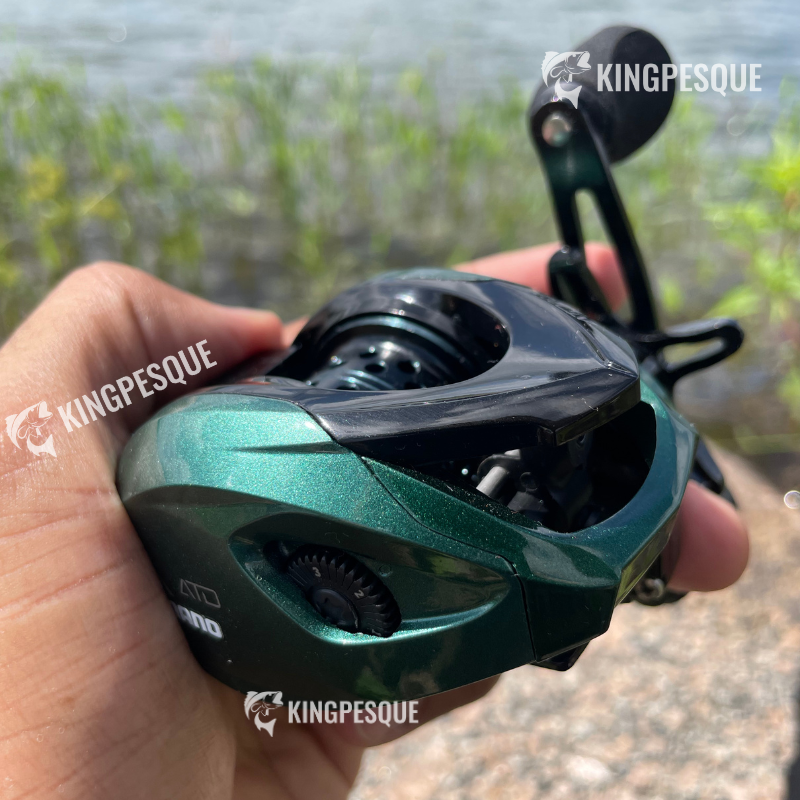 Carretilha Shimano ATD200: Drag de 10kg e Travagem Magnética para Pesca Eficiente