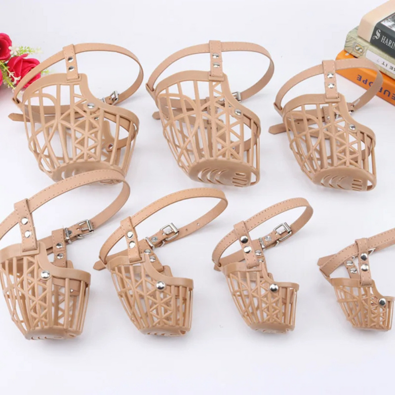 Focinheira Ajustável Para Pets: Conforto e Liberdade Respirável