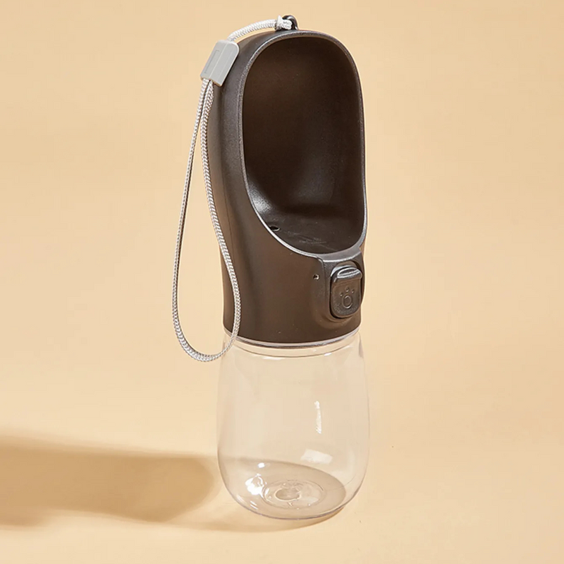 Garrafa Portátil de Água Para Pets - Conforto e Praticidade em Passeios e Viagens