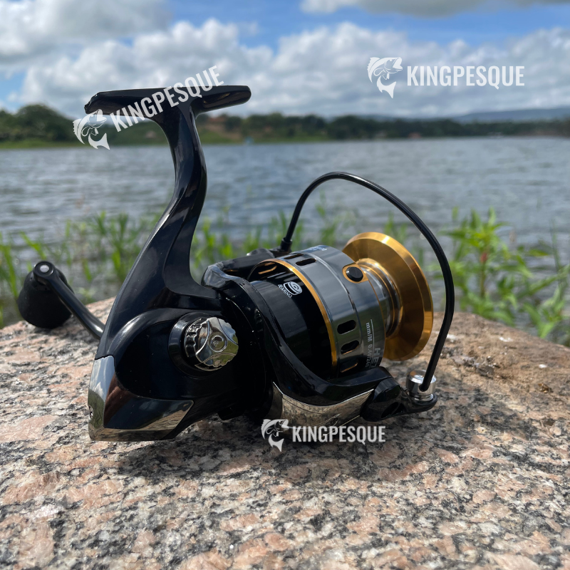 Molinete Shimano com Drag de Até 15kg e 19 Rolamentos para Rotação Impecável + Óculos de Sol Polarizados Grátis para Aventuras ao Ar Livre