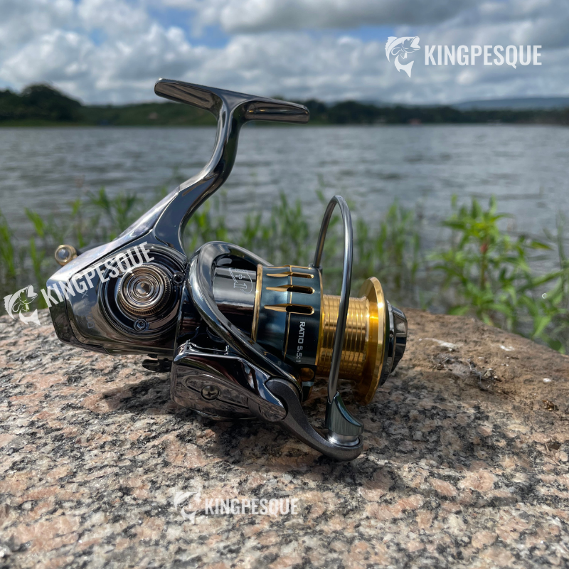 Molinete Shimano com Drag de 22kg e 14 Rolamentos para Uma Pesca Confiável