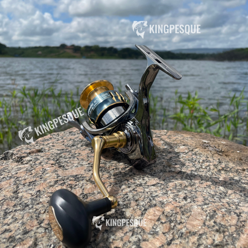 Molinete Shimano com Drag de 22kg e 14 Rolamentos para Uma Pesca Confiável