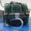 Decoração Charmosa para Aquário: Mergulhador com Caixa do Tesouro