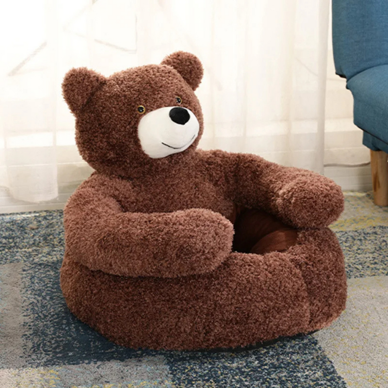 **Cama Ninho Semi-Fechada em Formato de Urso: Conforto e Aconchego para Seu Descanso**
