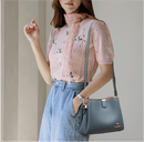 Bolsa Elizabeth em Couro Legítimo - Estilo e Conforto para o Seu Dia a Dia