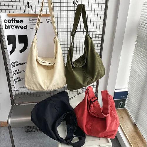 Bolsa Carteiro Feminina Urban: Estilo e Praticidade Para o Seu Dia a Dia