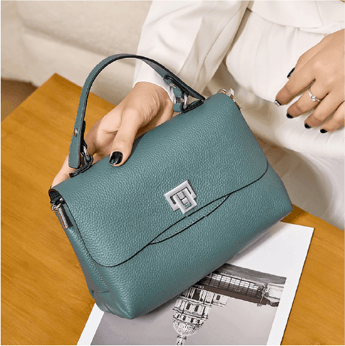 Bolsa Compacta de Couro Genuíno Femory para Conquistar Estilo e Praticidade