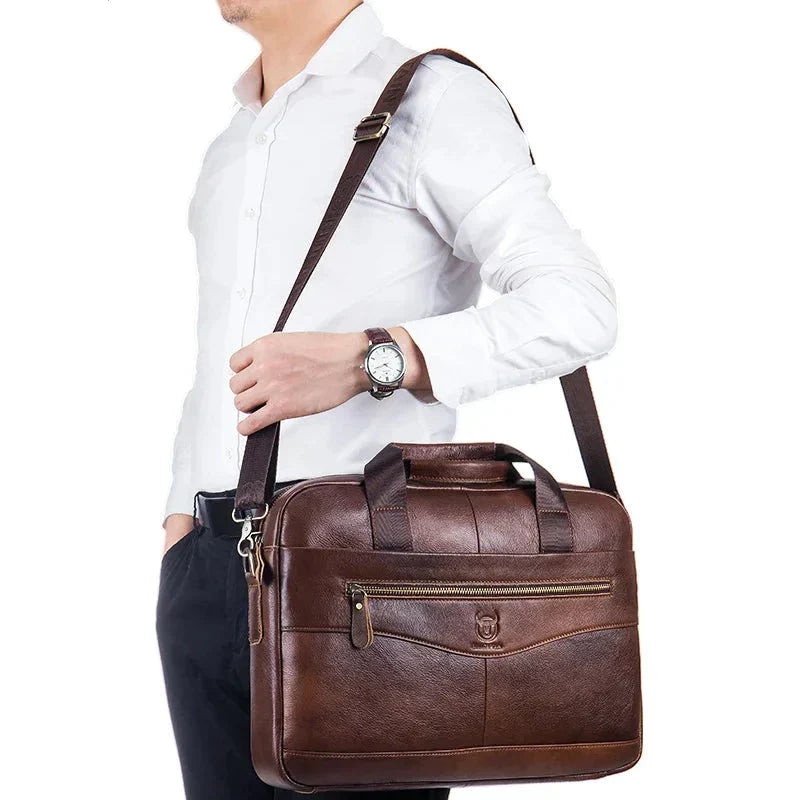 Bolsa de Ombro Masculina em Couro Genuíno - Conforto e Estilo com Benício Manfredi
