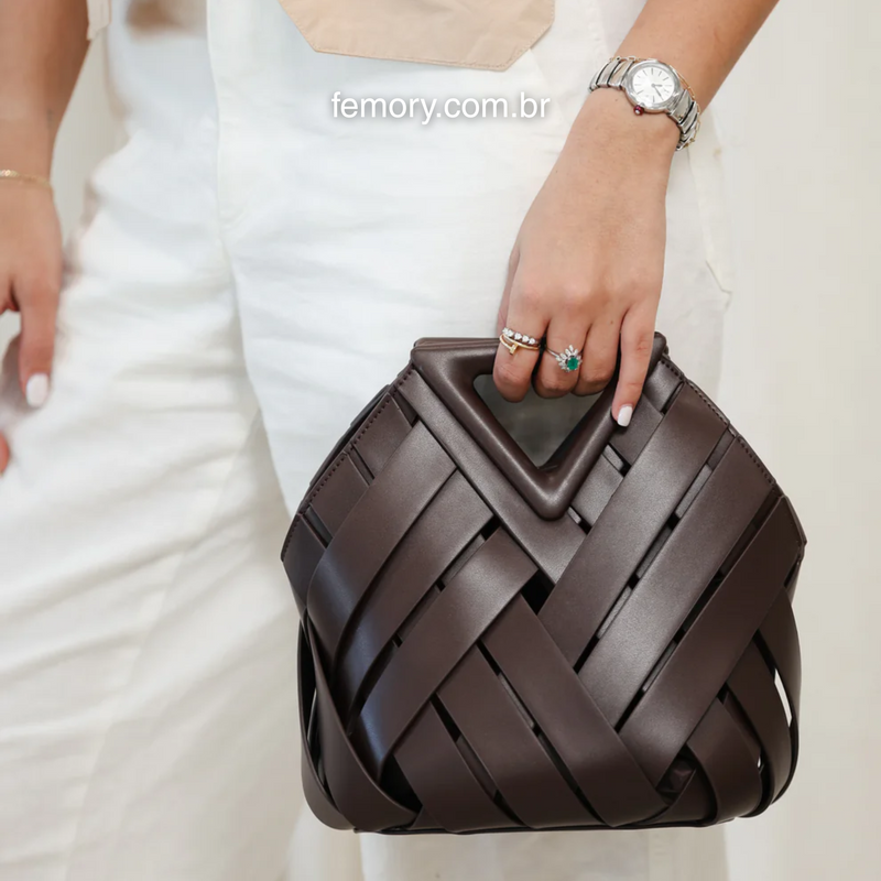 Trielle: A Bolsa que Transforma Seu Estilo com Sofisticação e Praticidade