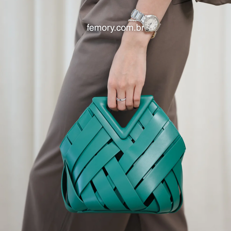 Trielle: A Bolsa que Transforma Seu Estilo com Sofisticação e Praticidade