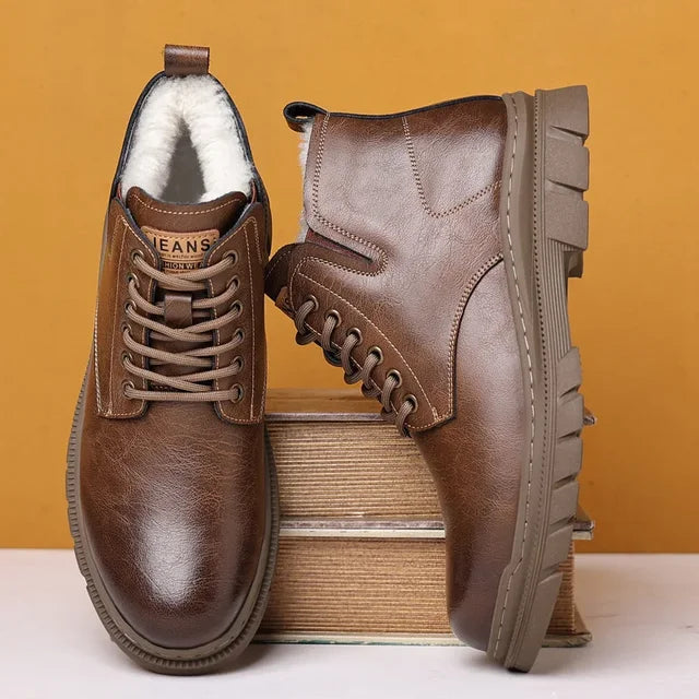 Bota de Inverno Masculina em Couro Genuíno - Conforto e Estilo para os Seus Dias Frios