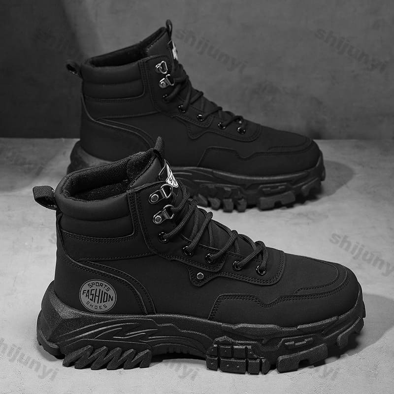 Bota Masculina de Couro Sola Tratorada Viego