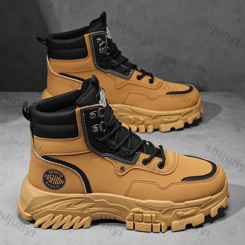 Bota Masculina de Couro Sola Tratorada Viego