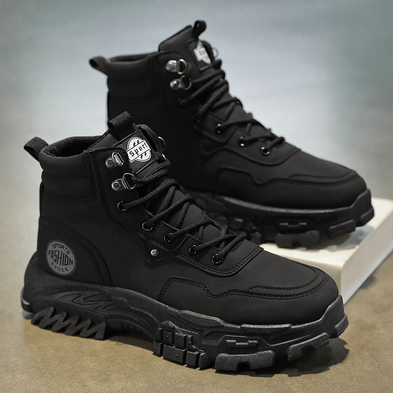 Bota Masculina de Couro Sola Tratorada Viego