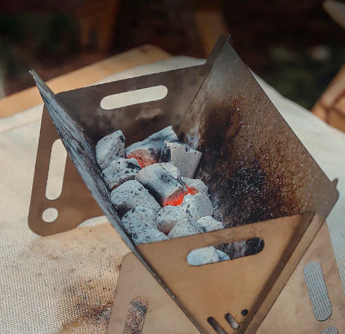 Churrasqueira Portátil em Aço Inoxidável – Sabor e Praticidade em Qualquer Lugar