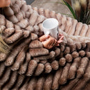 Cobertor Aveludado Queen Fluffy 320g/m² Para Conforto e Calor