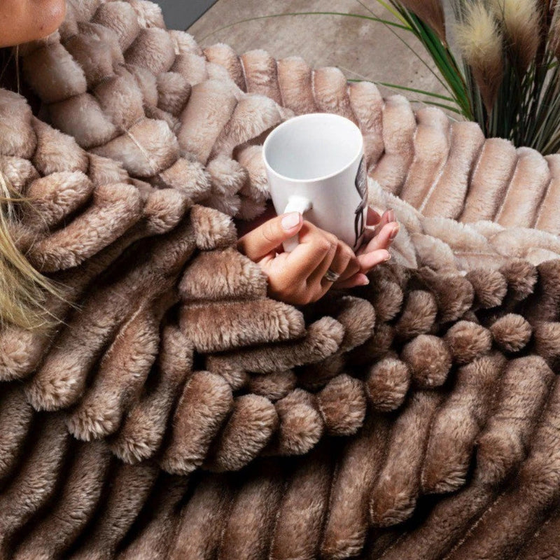 Cobertor Aveludado Queen Fluffy 320g/m² Para Conforto e Calor