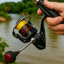 Molinete Abu Garcia Black MAX3 2024 Deukio com Óculos Grátis para Aventura Perfeita