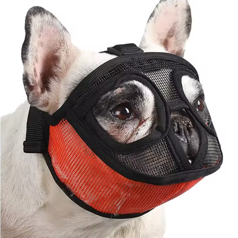 Focinheira Respirável para Buldogues Pug: Conforto e Liberdade em Cada Passeio