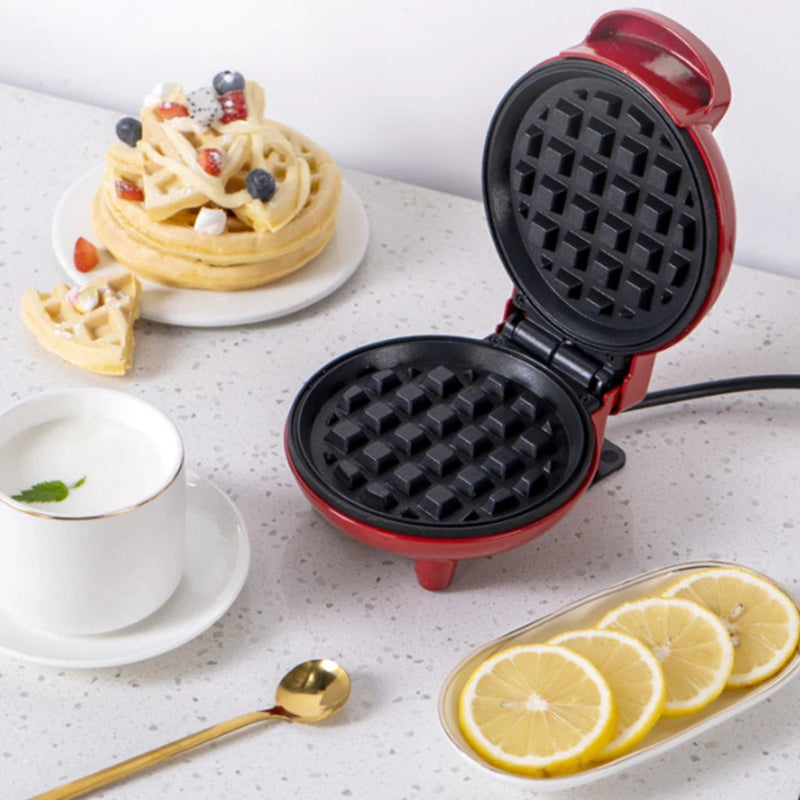 Mini Máquina de Waffles Elétrica Portátil 110V: Transforme Seu Café da Manhã com Praticidade e Sabor