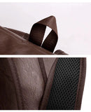 Mochila Masculina em Couro Genuíno - Estilo e Praticidade para o Seu Dia a Dia