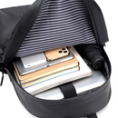 Mochila Masculina MaxDry: Conforto e Proteção em Cada Aventura