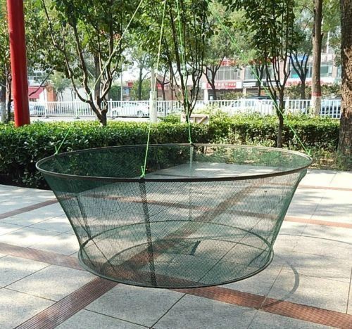 Rede de Pesca com Compartimentos para Iscas que Atraem Peixes