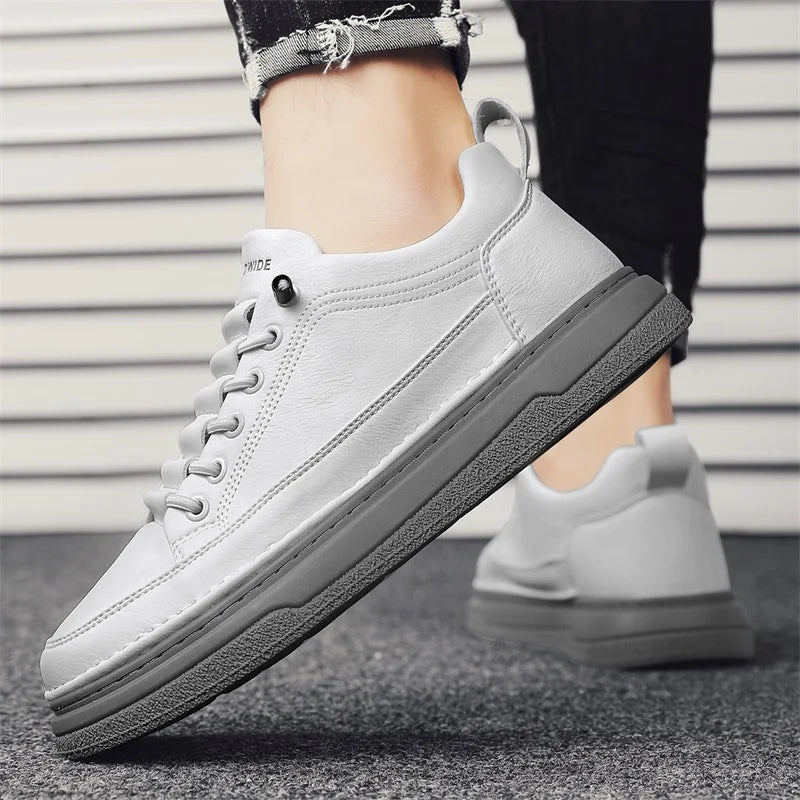 Tênis Casual Masculino em Couro Genuíno - Conforto e Estilo para o Seu Dia a Dia