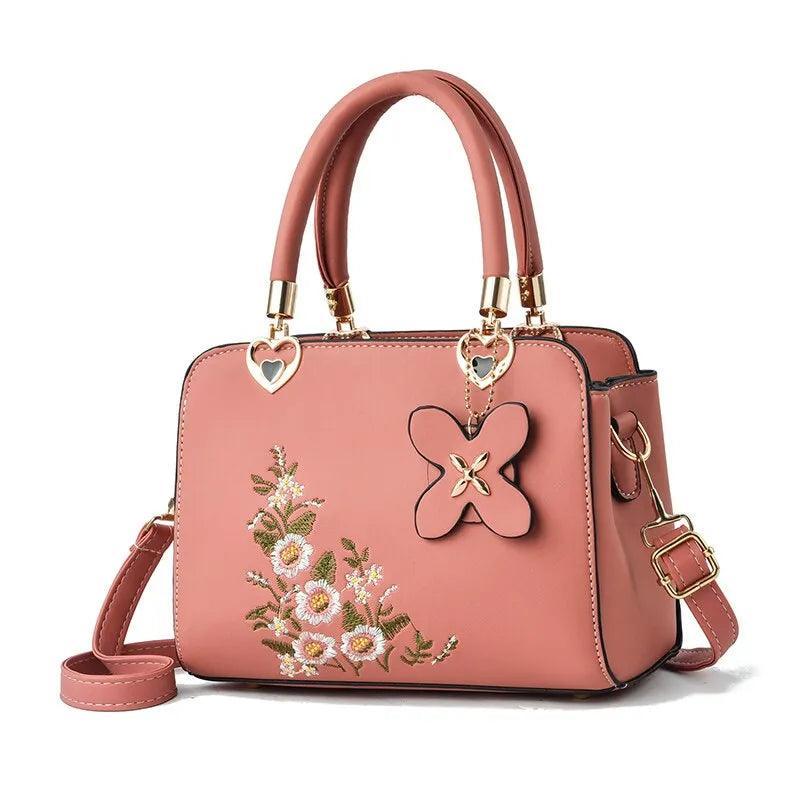 Elegância e Conforto: Bolsa Feminina em Couro Floraris