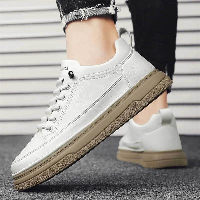 Conforto e Estilo: Tênis Masculino Casual em Couro Genuíno - Estevan Erican