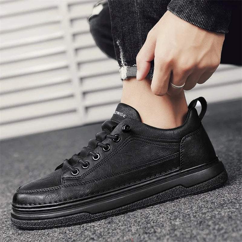 Conforto e Estilo: Tênis Masculino Casual em Couro Genuíno - Estevan Erican