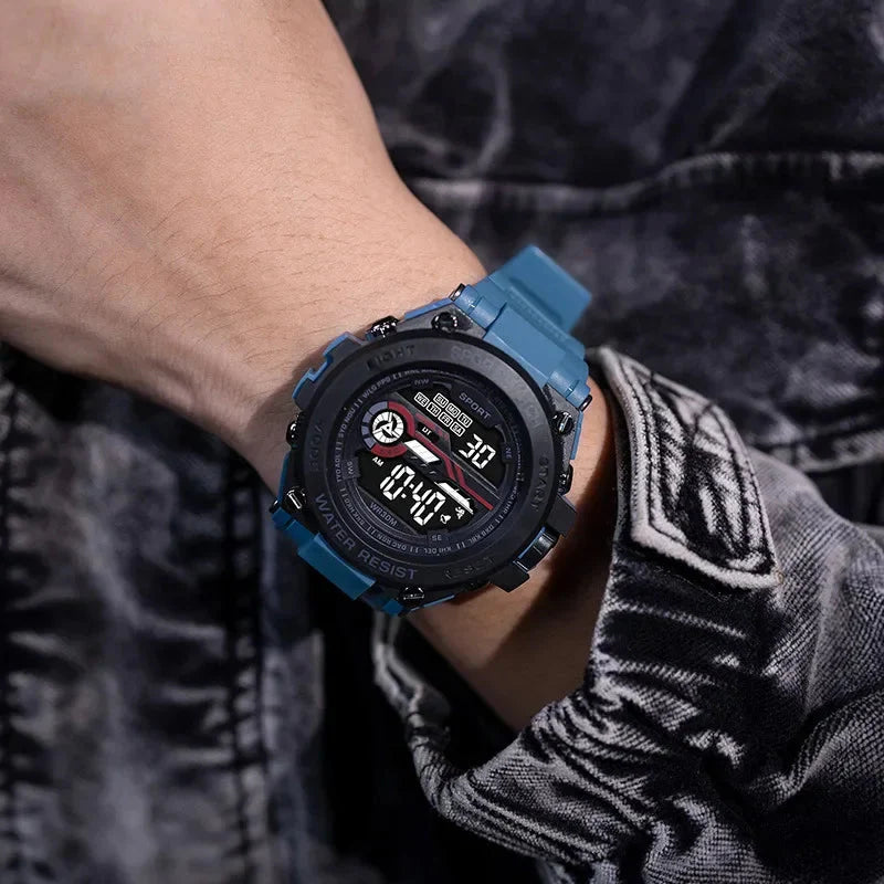 Relógio Yikaze Digital Masculino: Estilo Militar à Prova D'Água para Aventura e Praticidade