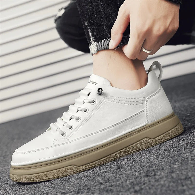 Conforto e Estilo: Tênis Masculino Casual em Couro Genuíno - Estevan Erican