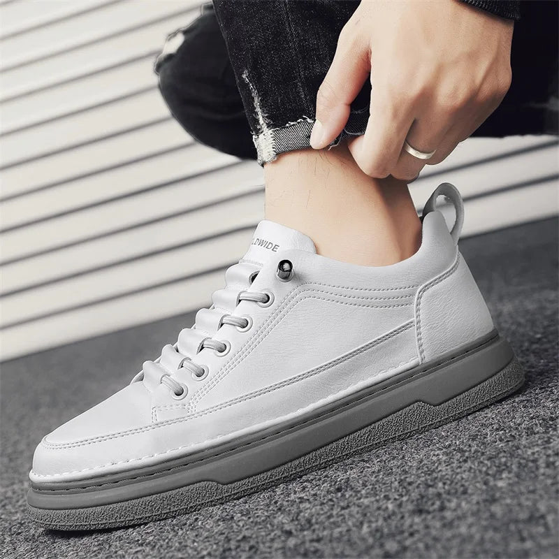 Conforto e Estilo: Tênis Masculino Casual em Couro Genuíno - Estevan Erican