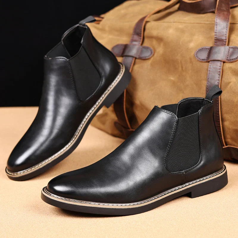 Bota Masculina de Couro Genuíno - Estilo e Conforto para o Dia a Dia
