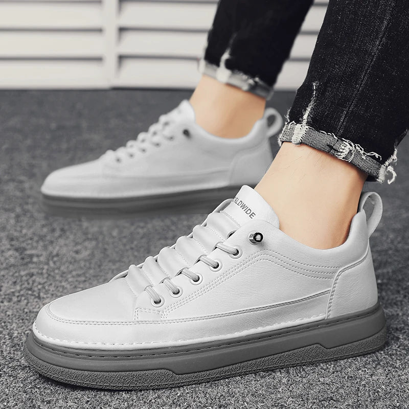 Tênis Casual Masculino em Couro Genuíno - Conforto e Estilo para o Seu Dia a Dia