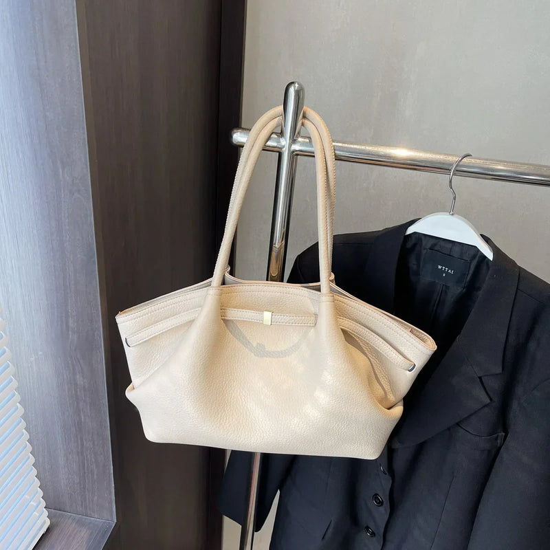 Bolsa Grande Iane: Estilo e Praticidade para o Seu Dia a Dia