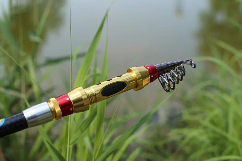 Vara de Pesca Telescópica Yernea em 99% Carbono – Leve e Versátil de 1.8 a 3.6m para Aventura Perfeita