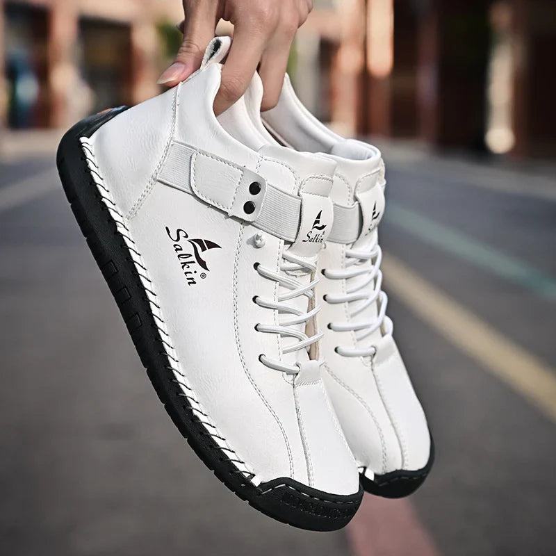 Bota Masculina Duncan em Couro Genuíno - Estilo e Conforto para o Seu Dia a Dia